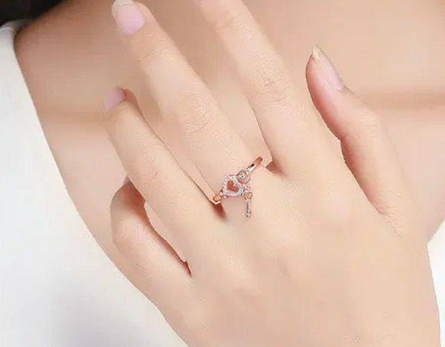 DL Heart & Love Key Women Adjustable Rings