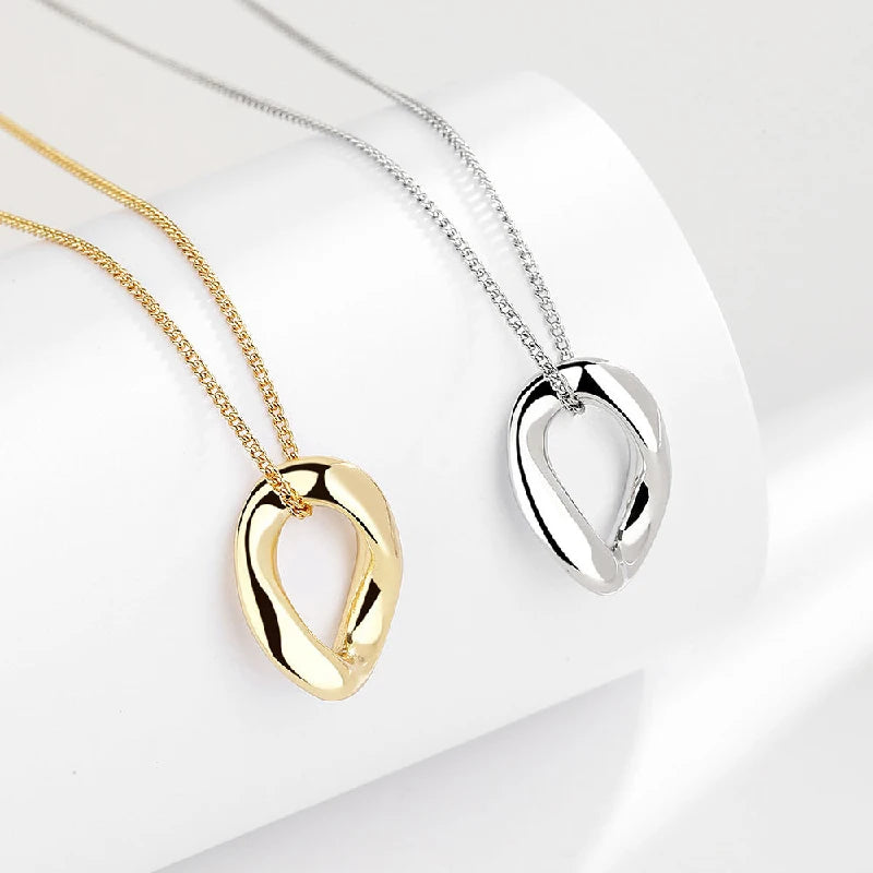 DL Irregular Round Shape Pendant necklace