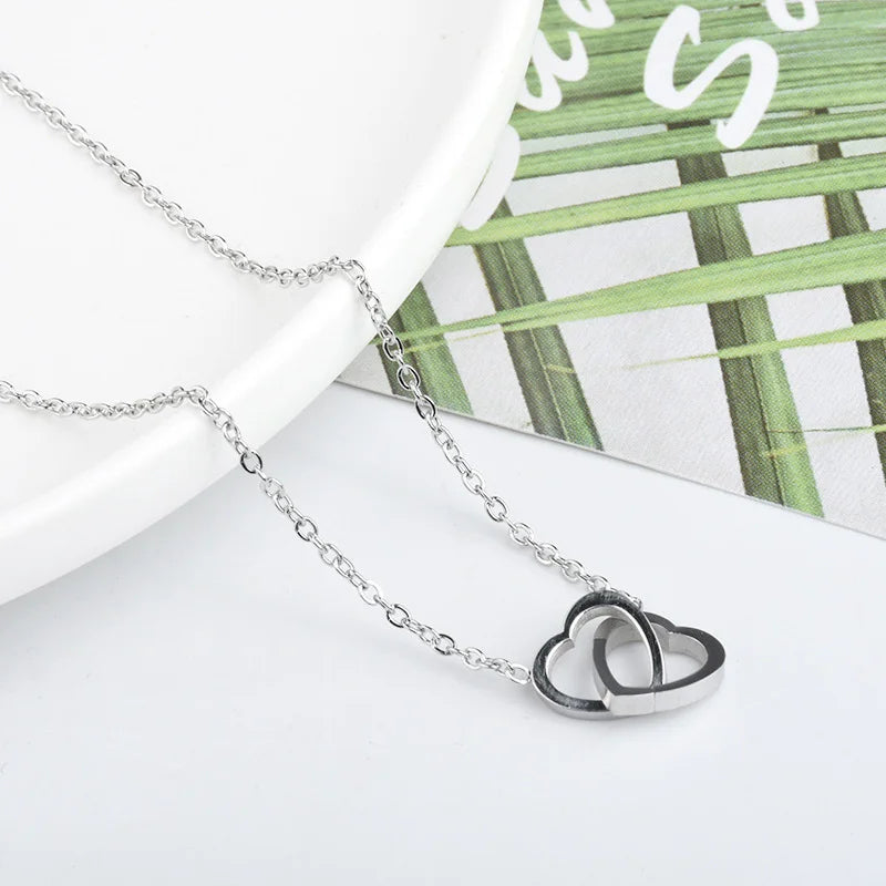 DL Classic Minimalist Double Heart Necklace