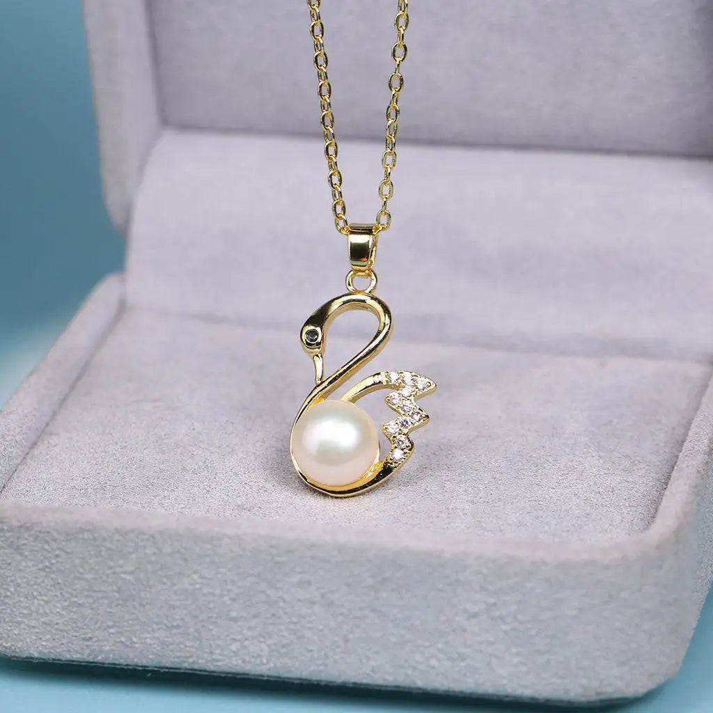 DL Swan Banquet Necklace and Ring for Women