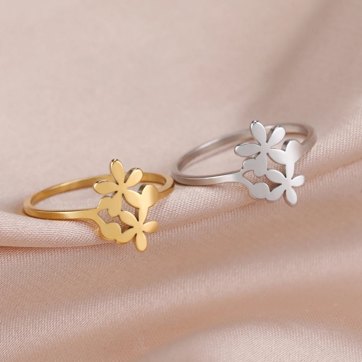 DL Stainless Steel Small Elegant Flower Ring