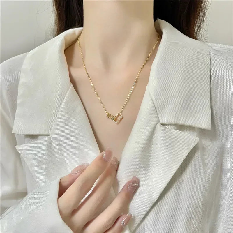 DL Shiny Crystal Geometric Clavicle Chain Necklace