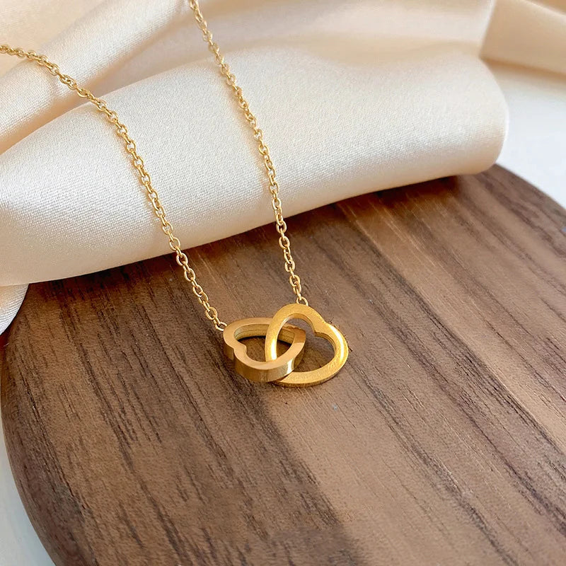 DL Classic Minimalist Double Heart Necklace