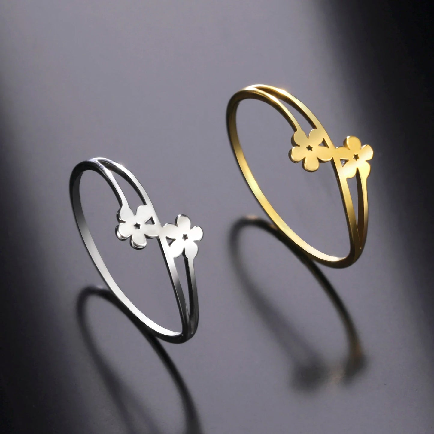 DL Stainless Steel Small Elegant Flower Ring