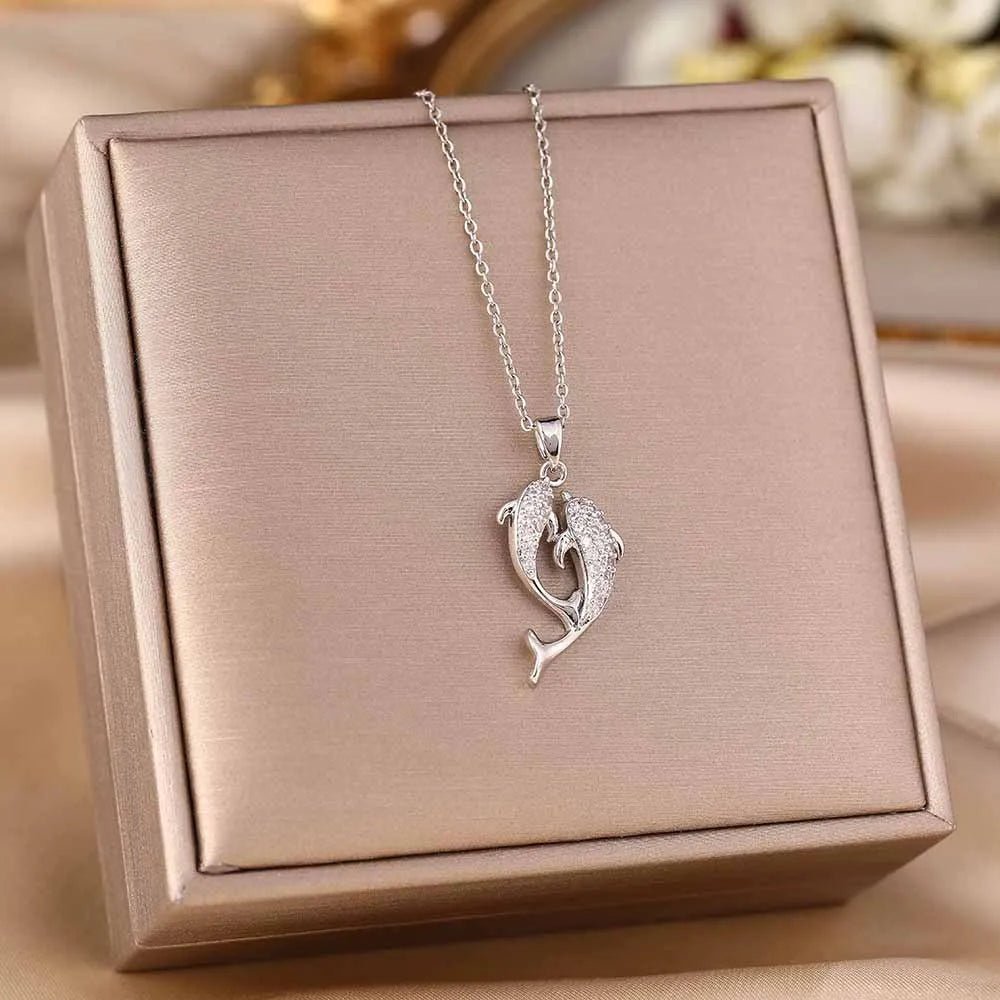 DL Exquisite titanium steel necklace with dolphin pendant